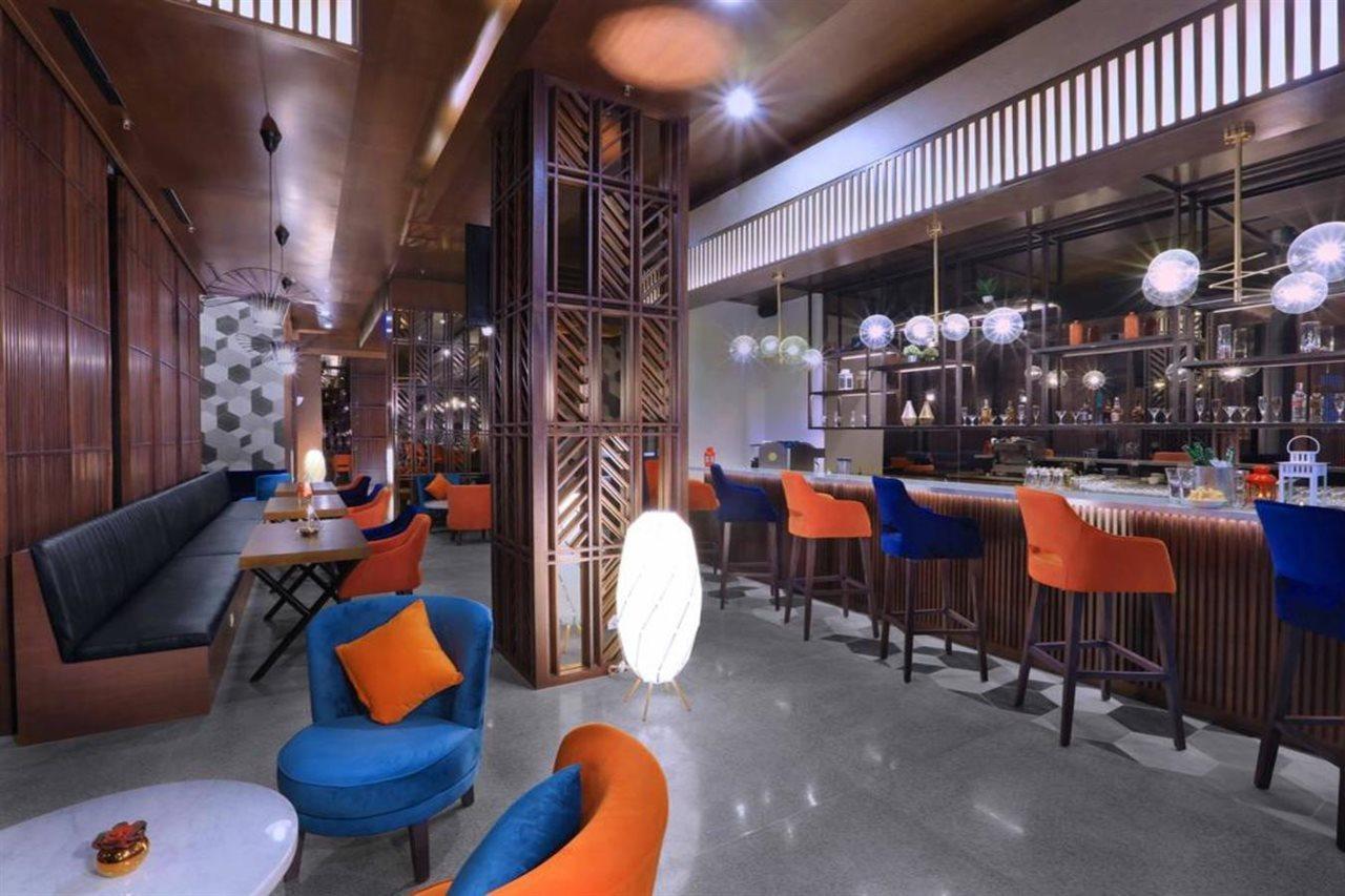 Quest Prime Cikarang By Aston Hotel Bekasi Exterior foto